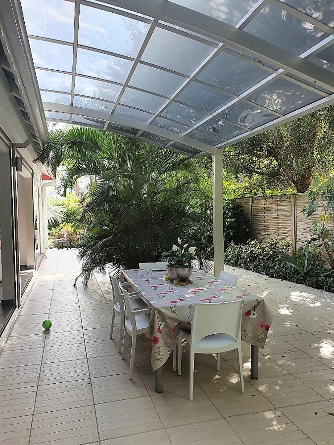 Villa White Piscine A Debordement Saint-Francois  Kültér fotó